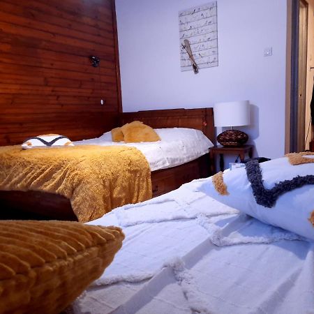Cocooning In A Lovely Mountain Suite - One Azuga Extérieur photo